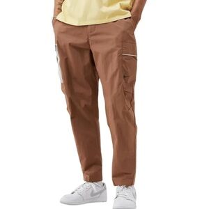 Nike Sportswear Style Essentials Utility Pants Men’s 36 NEW Brown Taper Leg